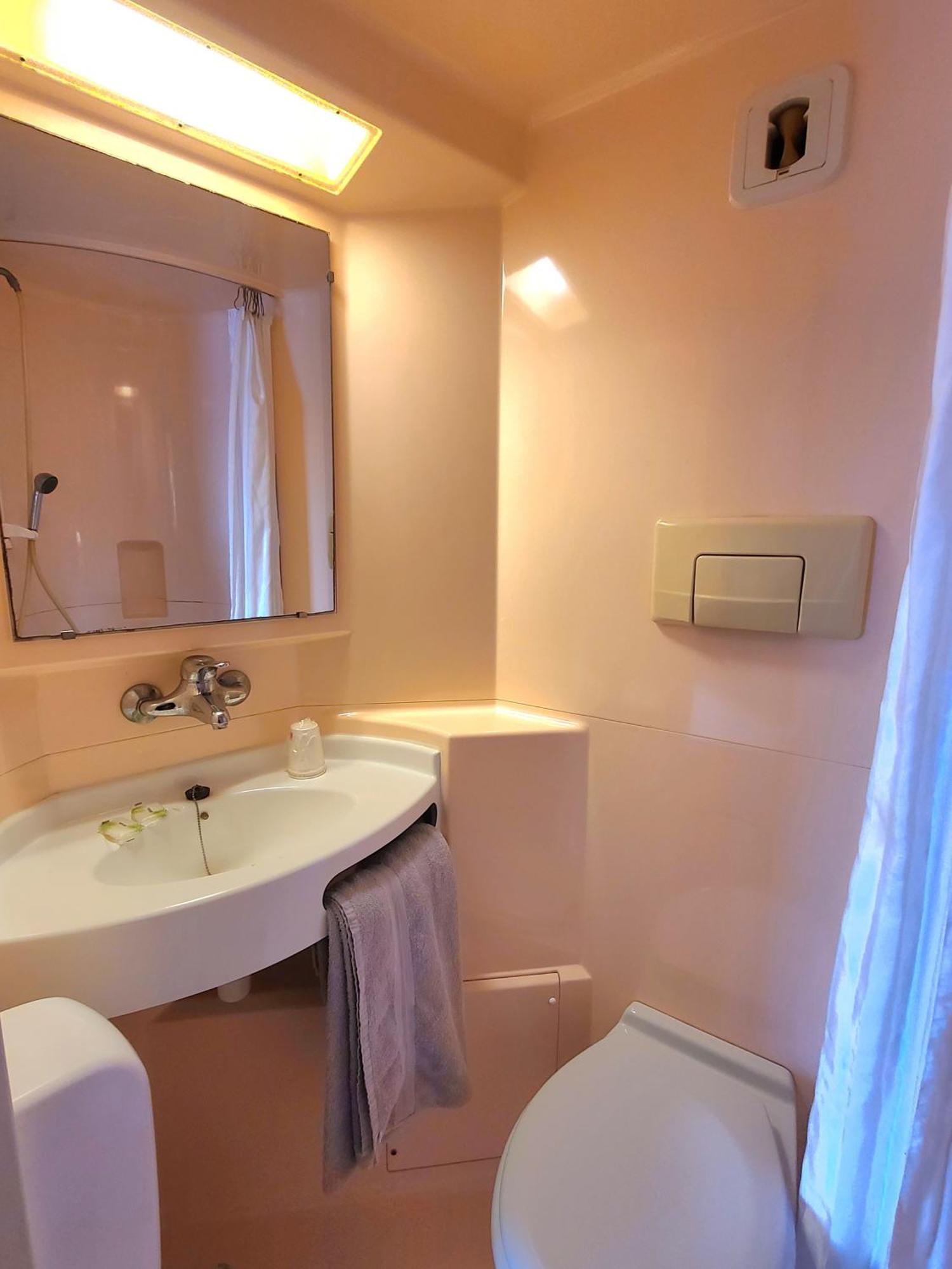 Hotel Premiere Classe Rouen Sud Oissel Сент-Етьєнн-дю-Рувре Екстер'єр фото